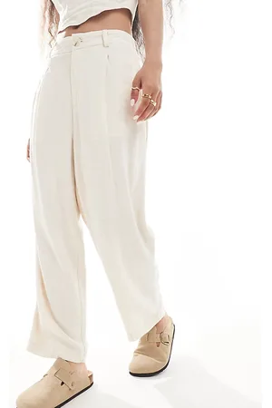 Stradivarius Petite linen look chino in natural