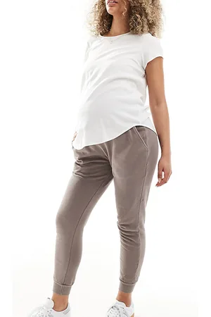 Cotton On Cotton On Maternity joggers with bump waist band in washed fleece