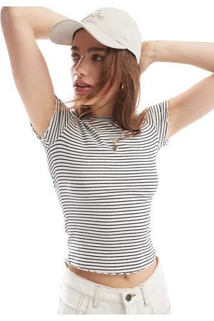 New Look Stripe babylock tee in white
