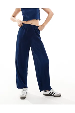 ONLY Straight leg plisse trouser co-ord in