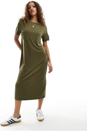Monki Super soft maxi t-shirt dress in khaki