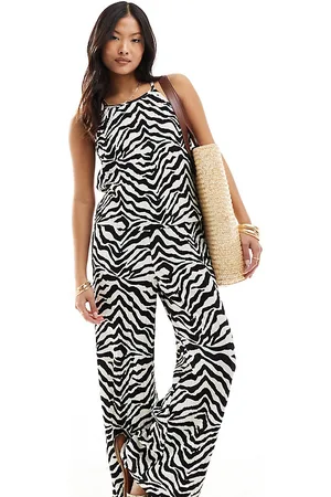 JDY Pull on wide leg plisse trouser co-ord in black & white zebra print