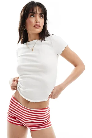 New Look Babylock tee in