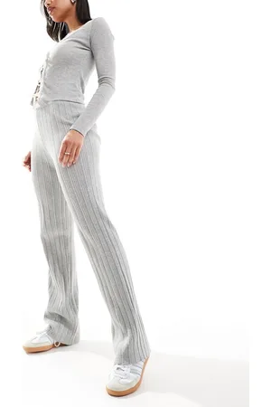 In The Style X Perrie Sian exclusive rib knitted flare trouser in