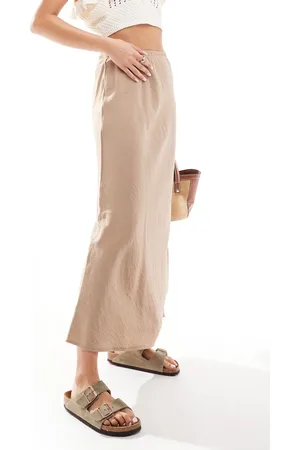 New Look Textured midi skirt in stone