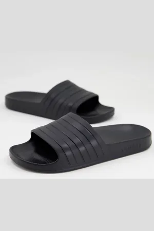 adidas Adidas Training Adilette sliders in