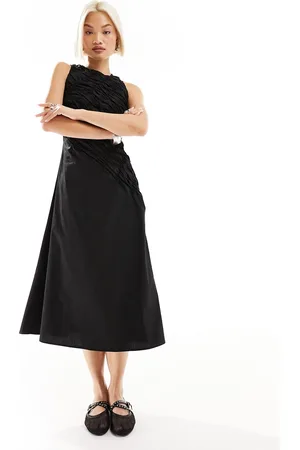 Urban Revivo Shirred sleeveless midaxi dress in