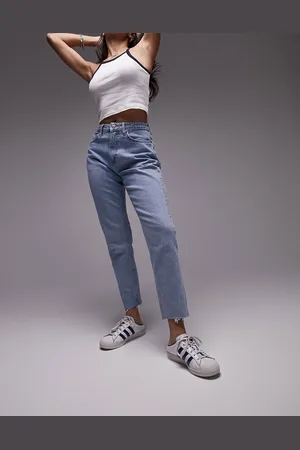 Topshop Cropped mid rise straight jeans with raw hems in bleach