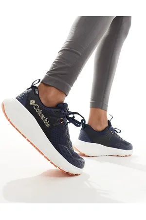 Columbia Konos trail running trainers in