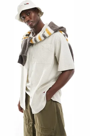 Tommy Hilfiger Relaxed seersucked camp shirt in off white