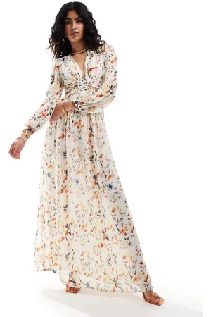 Style Cheat Maxi dress with cut out detail in floral print