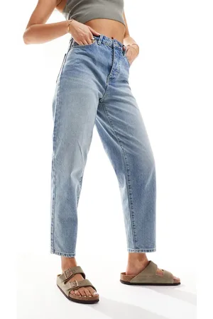 Armani Exchange Carrot tapered 5 pocket jeans in indigo denim icon