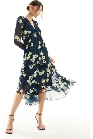 Style Cheat Stye Cheat ruffle detail midi dress in blue print
