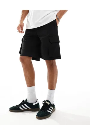 ADPT. Technical cargo short in