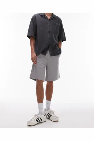 Topman Relaxed chino shorts with elasticated wb in