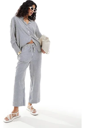 Stradivarius Seersucker pull on trouser co-ord in stripe