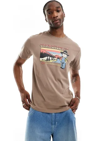 Lee Camp buddy print t-shirt in pebble