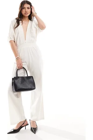 Pretty Lavish Linen blend cut-out jumpsuit in cream