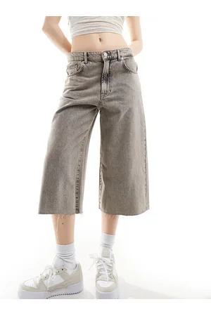 Pull&Bear Longline denim short with raw hem in washed