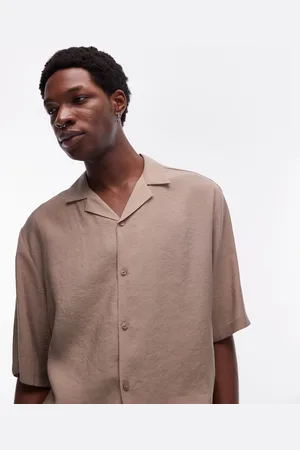Topman Short sleeve relaxed heavy satin shirt in camel