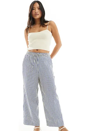 Stradivarius Petite seersucker pull on trouser in stripe