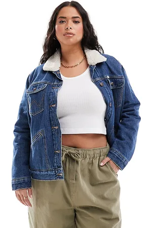 Wrangler Sherpa-lined denim jacket in deep blue