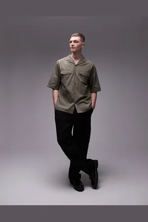 Topman Short sleeve relaxed double pocket shirt in khaki