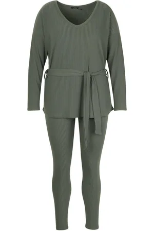 Boohoo Plus Soft Rib Top and Legging Co-Ord