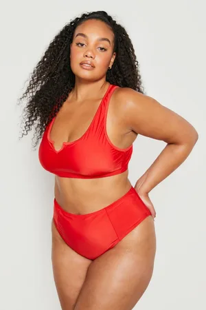 Boohoo Plus Essentials Notch Neck Bikini Top
