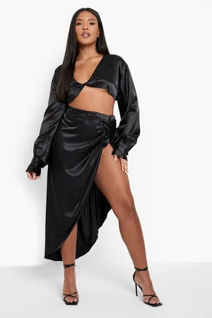 Boohoo Plus Knot Front Satin Skirt Co -Ord