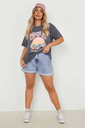Boohoo Plus Graphic Oversized Acid Wash T-shirt