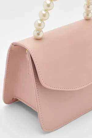 Boohoo Pearl Handle Grab Bag