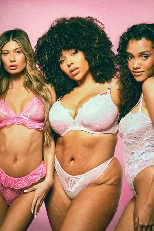 Boohoo Core Lace Thong