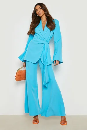 Boohoo Super Flared Tailored Trousers
