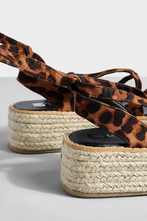 Boohoo Multi Strap Flatform Sandal