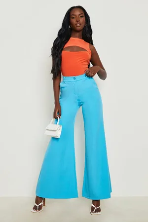 Boohoo Racer Neck Keyhole Bodysuit