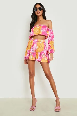 Boohoo Floral Jersey Bardot Crop & Flippy Shorts