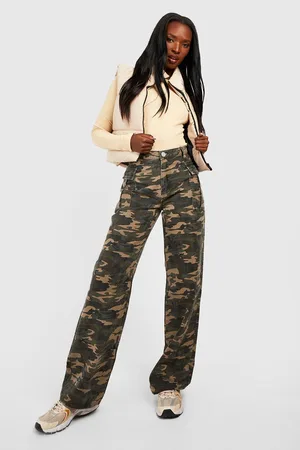 Boohoo Low Waisted Baggy Camo Cargo Jeans