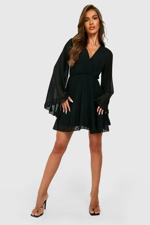 Boohoo Chiffon Extreme Sleeve Smock Dress