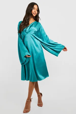 Boohoo Satin Kimono Sleeve Midi Skater Dress