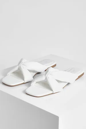 Boohoo Square Toe Cross Strap Slider