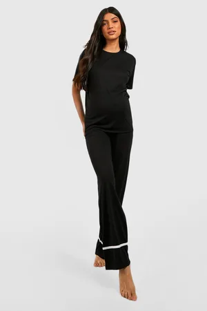 Boohoo Maternity Pipe Detail T-shirt Pyjama Set