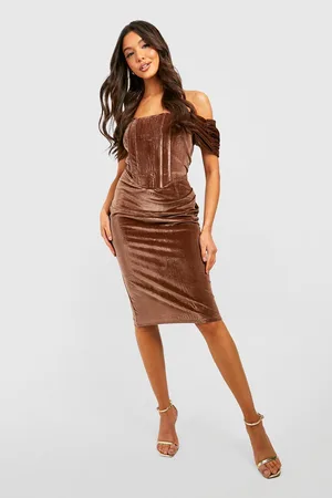 Boohoo Off The Shoulder Velvet Corset Detail Dress
