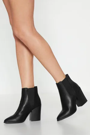 Boohoo Walk Away Faux Leather Chelsea Boots