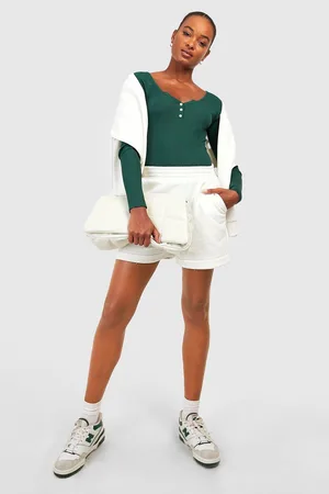 Boohoo Tall V Knitted Bodysuit With Button Detail
