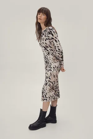Boohoo Leopard Print Knitted Midi Dress