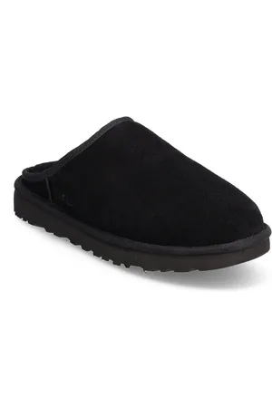 UGG M Classic Slip-On Slippers Tøfler Black