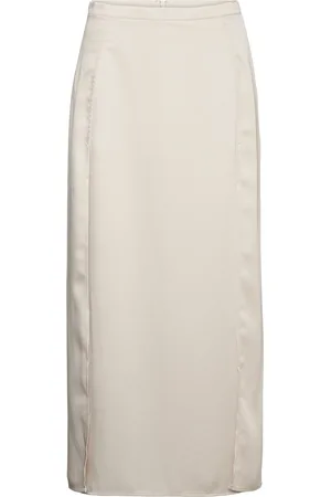 Bruuns Bazaar Cedarsbbmaian Skirt Knelangt Skjørt Cream