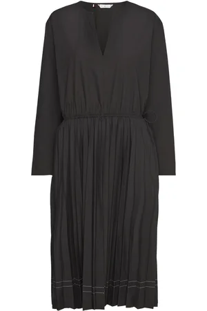 Tommy Hilfiger Stitch Pleated Midi Dress Knelang Kjole Black