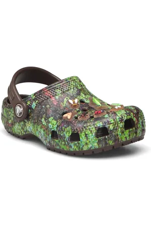 Crocs Classic Bugs Clog T Shoes Clogs Green